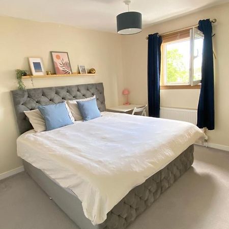 Cozy Bedroom In Shared Accommodation With Free Parking 에든버러 외부 사진