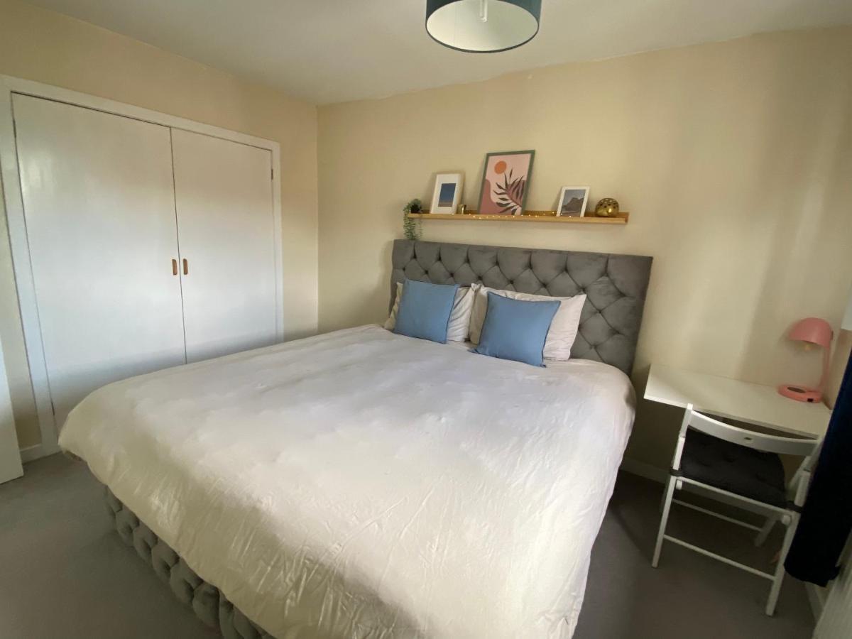 Cozy Bedroom In Shared Accommodation With Free Parking 에든버러 외부 사진